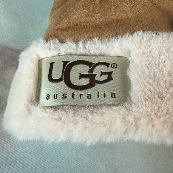 UGG Australia Tan Fleece Lined Faux Fur Cuff Gloves - Picture 4 of 5